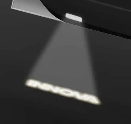 Roof Spoiler Garnish