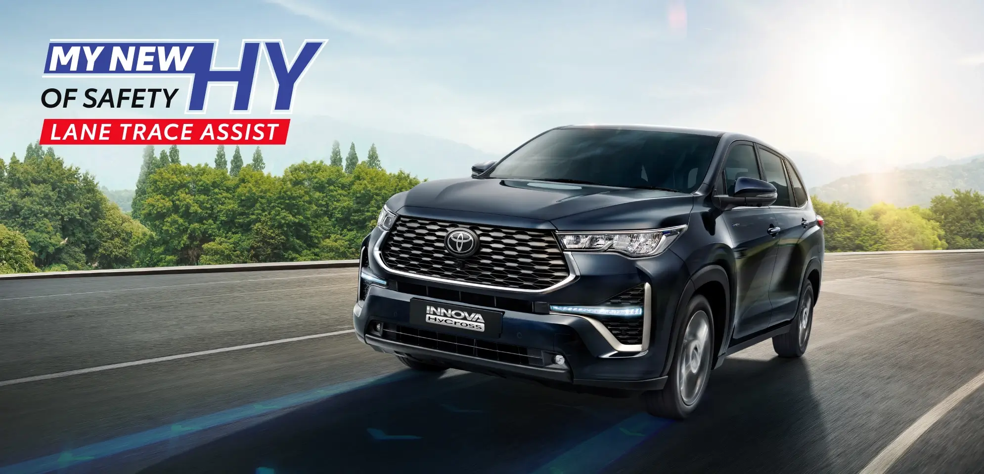 Toyota Innova HyCross